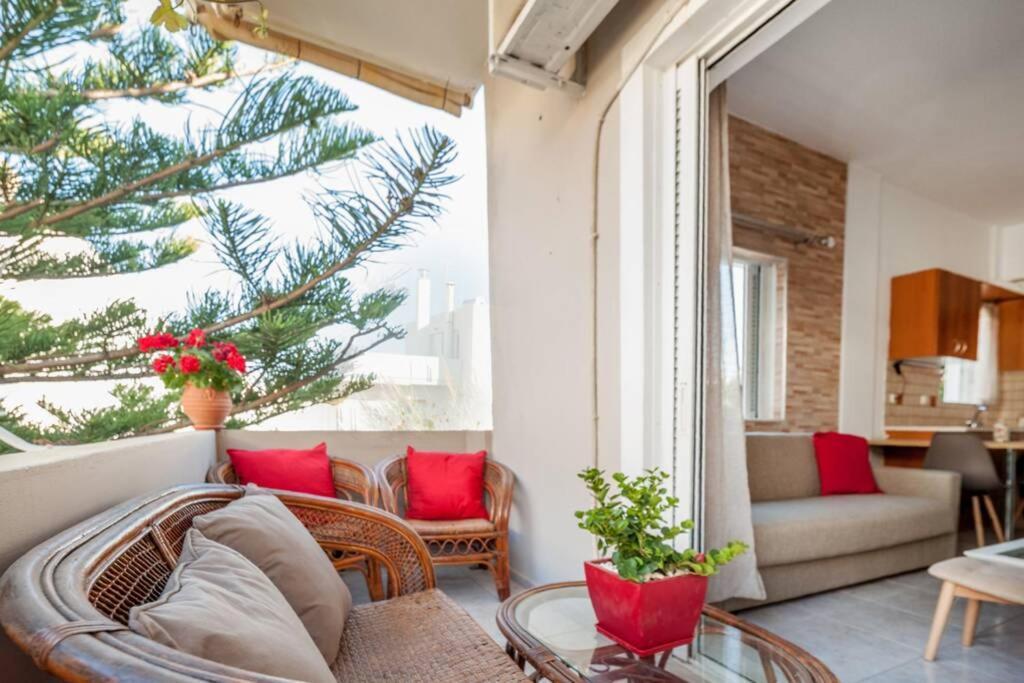 Jenny'S Flat Near The Sea Apartment Galatas  Ngoại thất bức ảnh